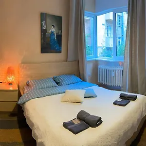 Opera 1 With Wifi & Tv , Sofia Bulgaria