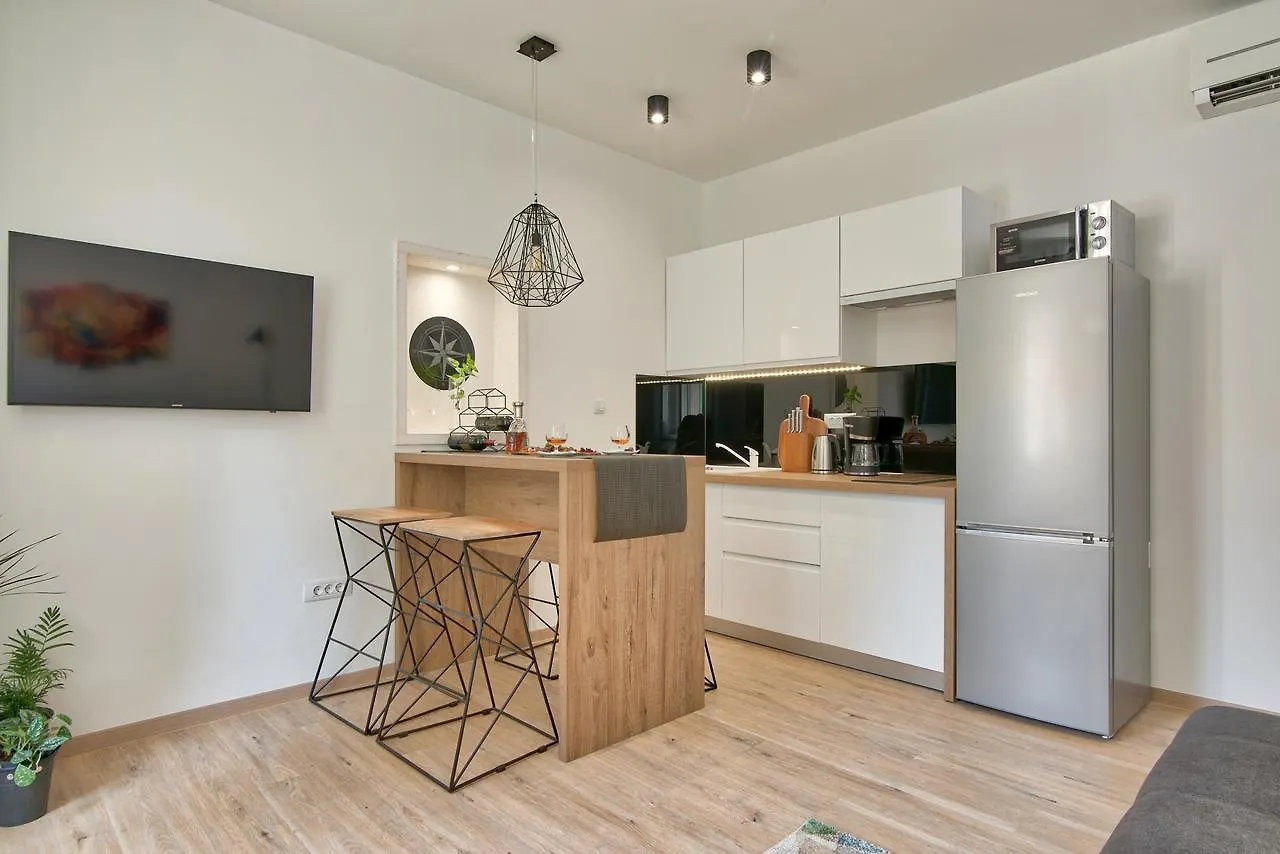 Candler'S Old Town Apartments Pula