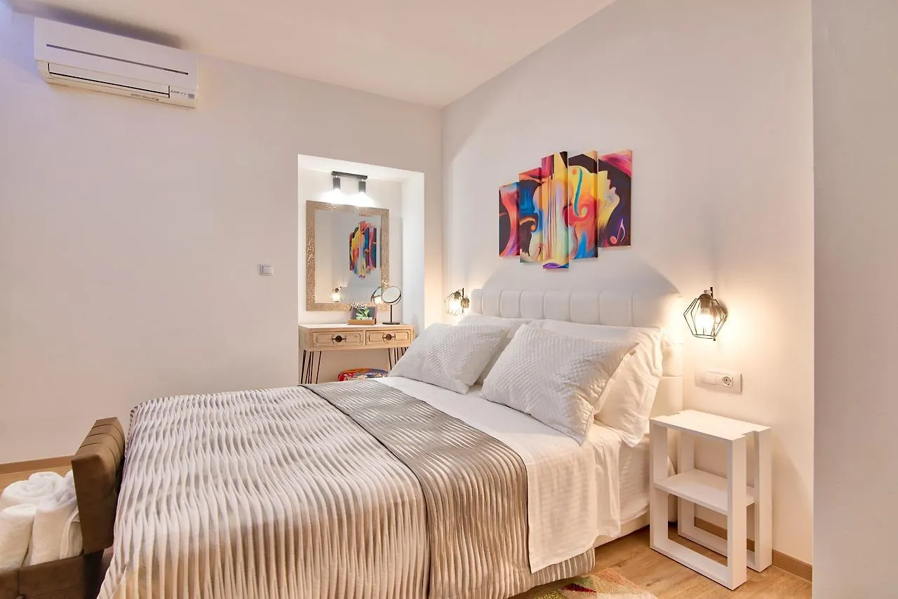 Candler'S Old Town Apartments Pula